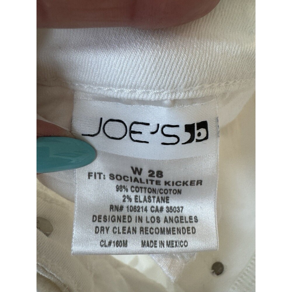 Joe’s Jean-White-Straight Crop-“Socialite Kicker”-28 - Picture 5 of 6